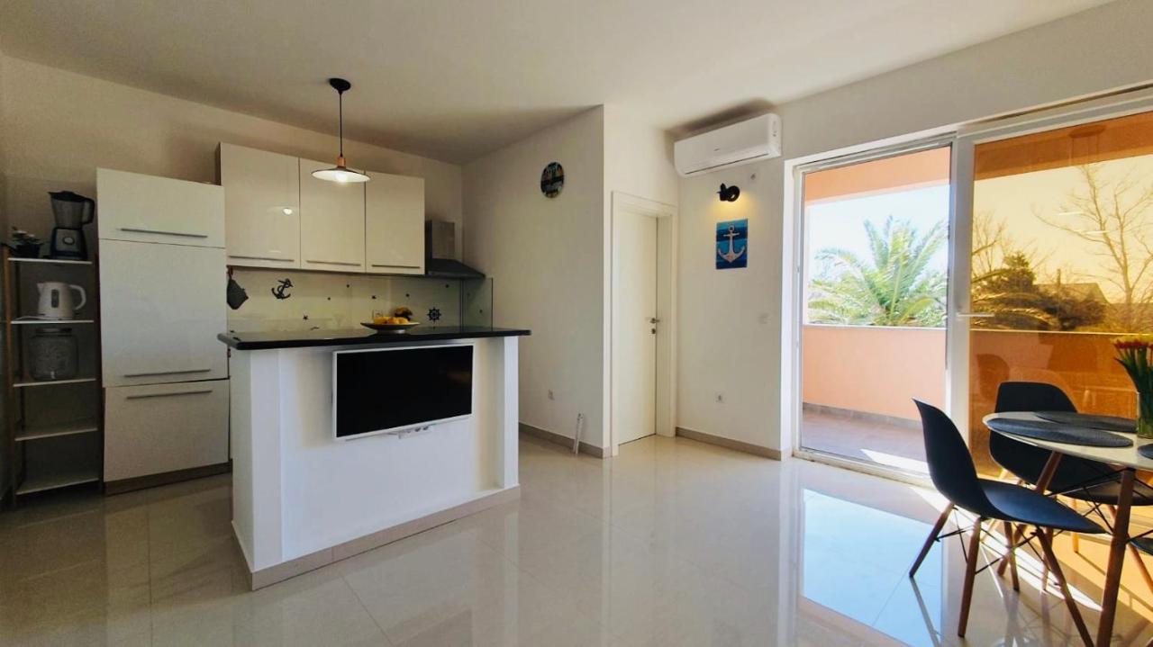 Apartman Petar Ražanac Kültér fotó